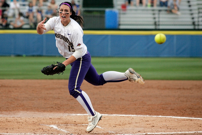 Danielle Lawrie of Washington softball