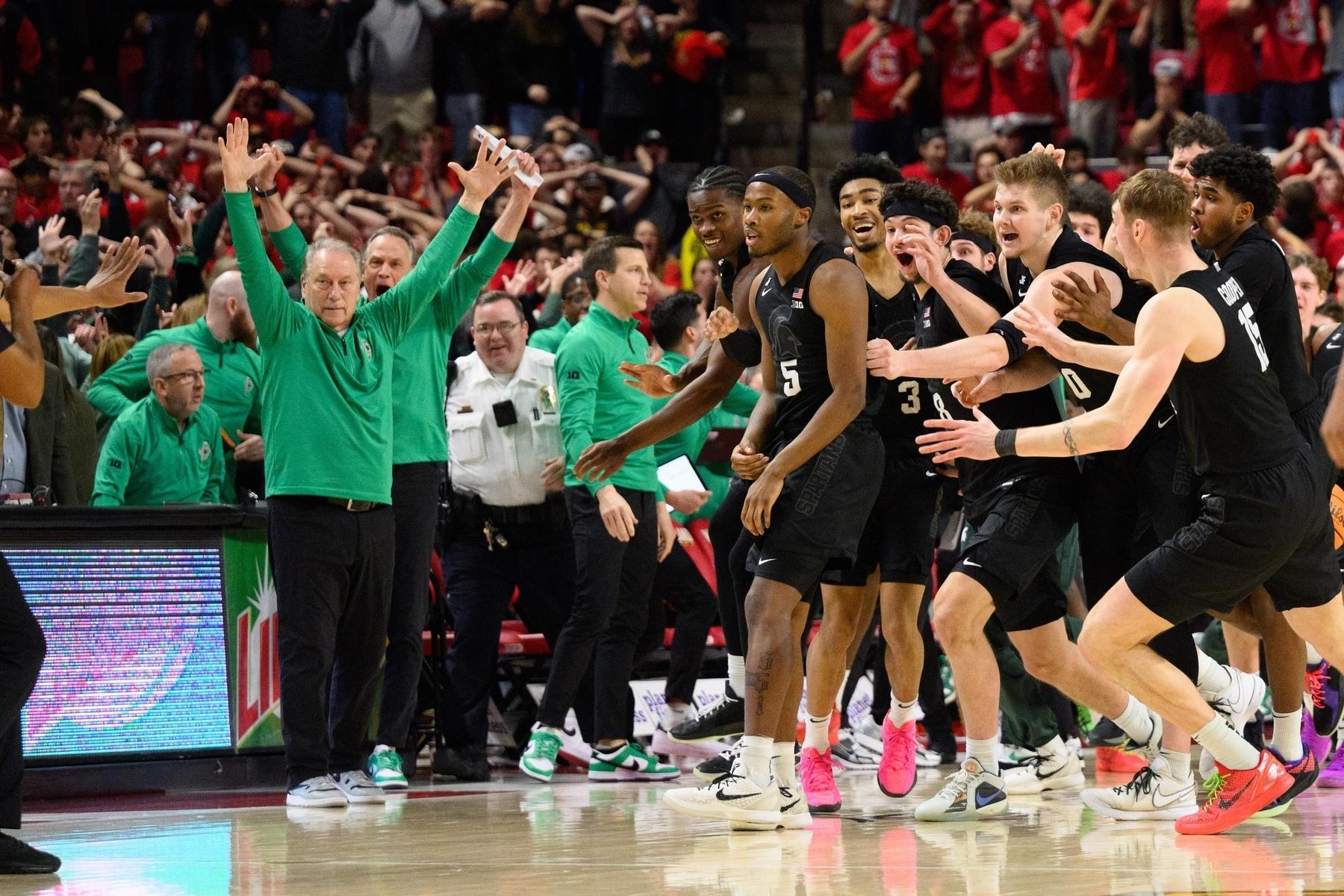Michigan State celebrates buzzer-beater against Maryland